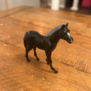 Imperial 1976 black horse as is